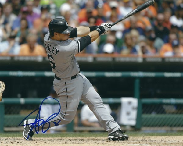 AUTOGRAPHED JOSH PHEGLEY  8X10 Chicago White Sox Photo
