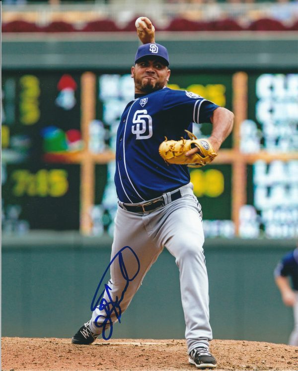 AUTOGRAPHED  JOAQUIN BENOIT 8X10 San Diego Padres photo