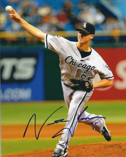 AUTOGRAPHED NATE JONES  8X10 Chicago White Sox Photo