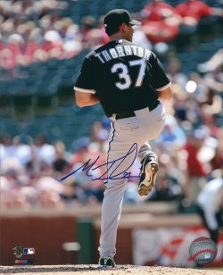 AUTOGRAPHED MATT THORNTON  8X10 Chicago White Sox Photo