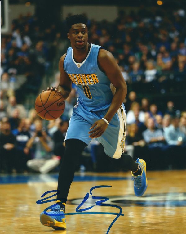 AUTOGRAPHED EMMANUEL MUDIAY 8X10 Denver Nuggets Photo