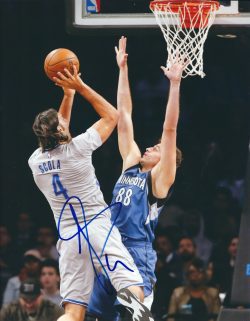 Autographed BROOK LOPEZ 8x10 Brooklyn Nets photo - Main Line