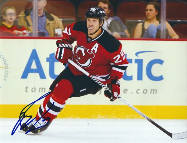Autographed RYAN CLOWE 8X10 New Jersey Devils Photo