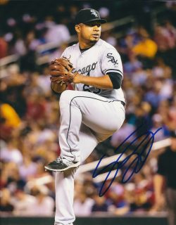 AUTOGRAPHED JUNIOR GUERRA  8X10 Chicago White Sox Photo