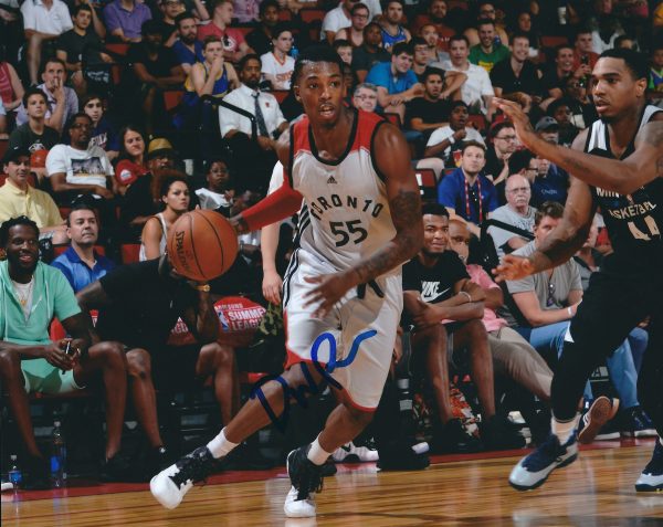 Autographed DELON WRIGHT 8x10 Toronto Raptors photo