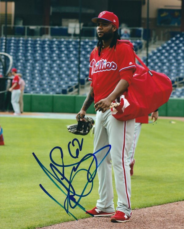AUTOGRAPHED HECTOR GOMEZ 8X10 Philadelphia Phillies Photo