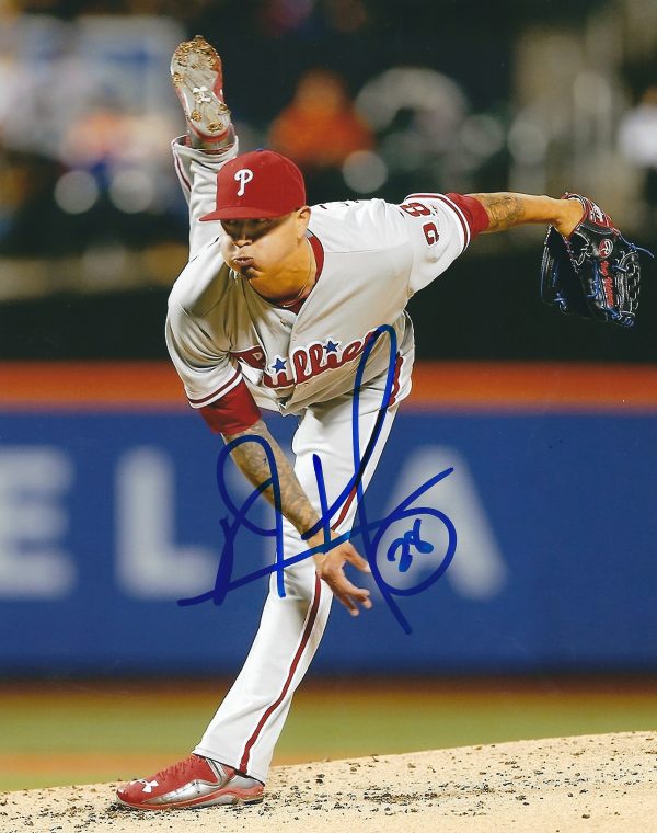 AUTOGRAPHED VINCENT VELASQUEZ 8X10 Philadelphia Phillies Photo