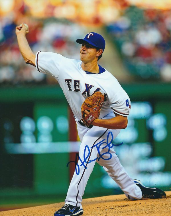 AUTOGRAPHED NICK TEPESCH 8X10 Texas Rangers Photo