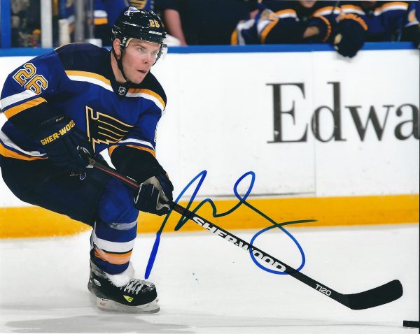 Autographed  PAUL STASTNY 8x10 St. Louis Blues Photo