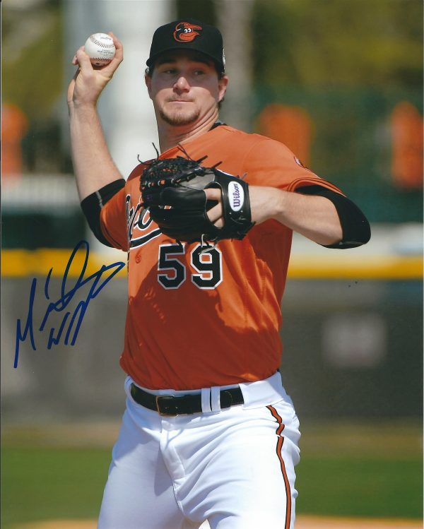 AUTOGRAPHED MIKE WRIGHT 8X10 Baltimore Orioles Photo