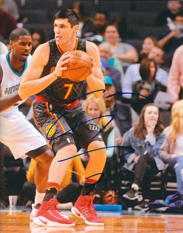 AUTOGRAPHED ERSAN ILYASOVA 8X10 Atlanta Hawks photo