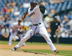 AUTOGRAPHED LUIS PERDOMO 8X10 San Diego Padres photo