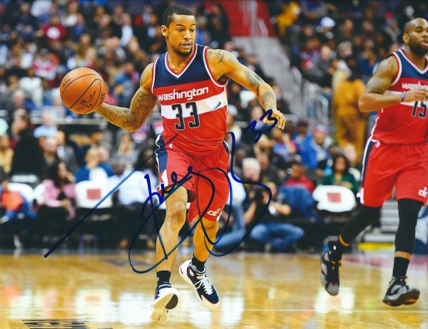 Autographed TREY BURKE 8x10 Washington Wizards Photo