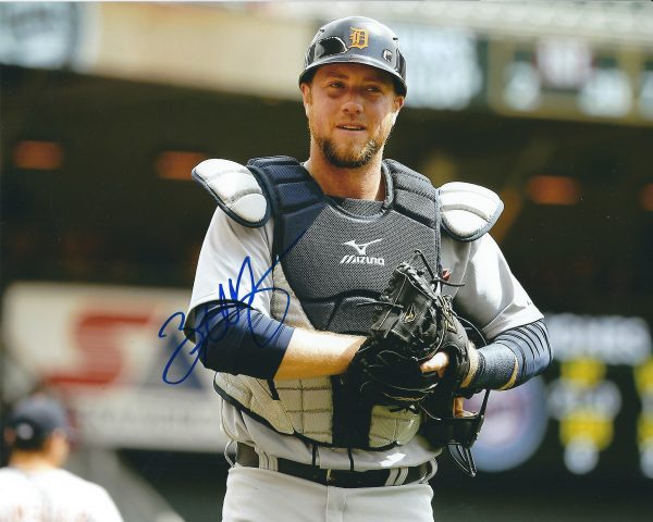 AUTOGRAPHED BRYAN HOLADAY 8X10 Detroit Tigers Photo