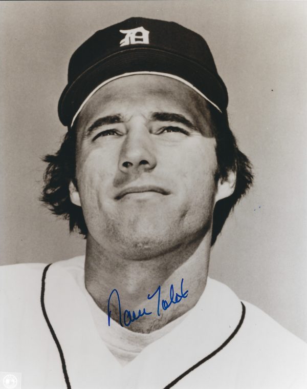 AUTOGRAPHED DAVE TOBIK 8X10 Detroit Tigers Photo