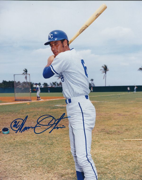 AUTOGRAPHED AMOS OTIS 8X10 photo KC Royals