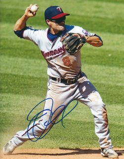AUTOGRAPHED JAMEY CARROLL 8X10 Minnesota Twins photo