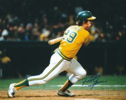 AUTOGRAPHED PHIL GARNER 8X10 Oakland A's Photo