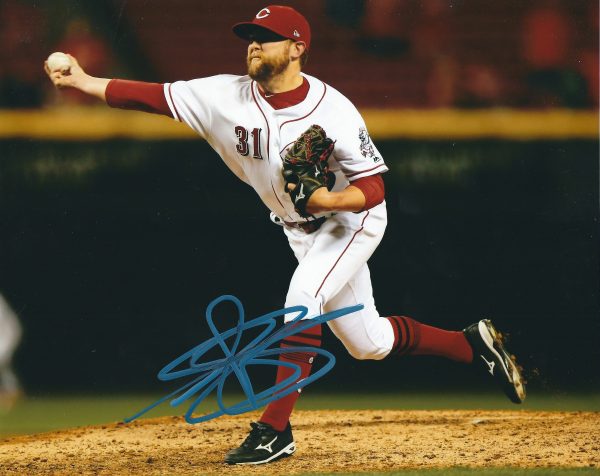 AUTOGRAPHED DREW STOREN 8X10 Cincinnati Reds Photo