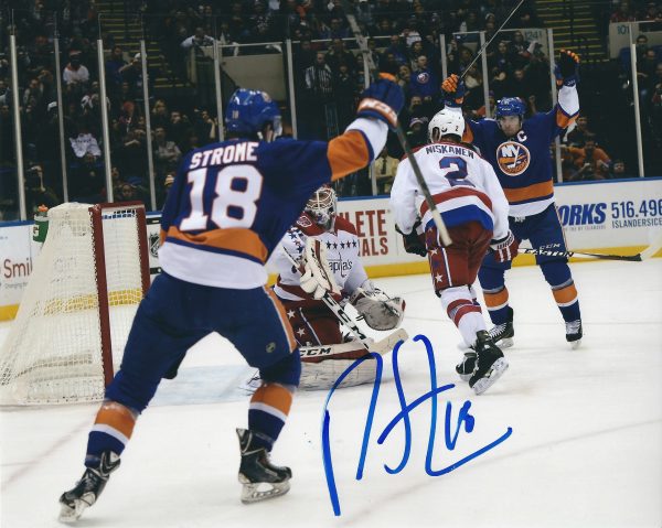 Autographed RYAN STROME 8X10 New York Islanders Photo