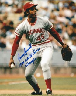 AUTOGRAPHED MANNY SARMIENTO 8X10 Cincinnati Reds Photo