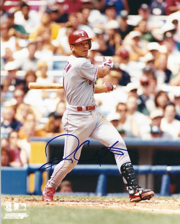 AUTOGRAPHED ROYCE CLAYTON 8x10 Texas Rangers Photo
