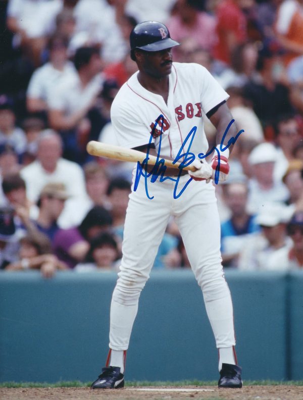 AUTOGRAPHED DON BAYLOR 8X10  Boston Red Sox photo