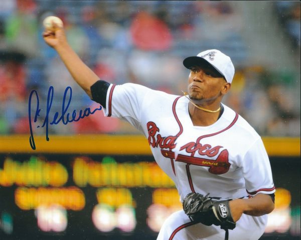 AUTOGRAPHED JULIO TEHERAN 8X10 Atlanta Braves photo
