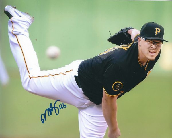 Autographed VANCE WORLEY 8X10 Pittsburgh Pirates Photo