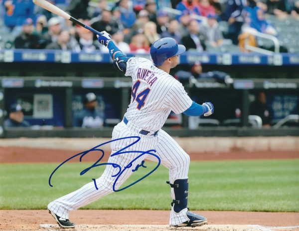 AUTOGRAPHED RENE RIVERA 8X10 New York Mets photo