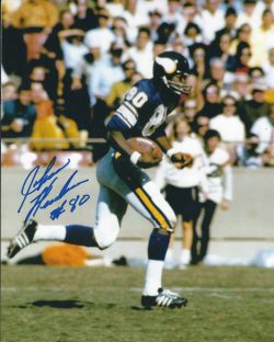 Autographed  JOHN HENDERSON 8X10 Minnesota Vikings Photo