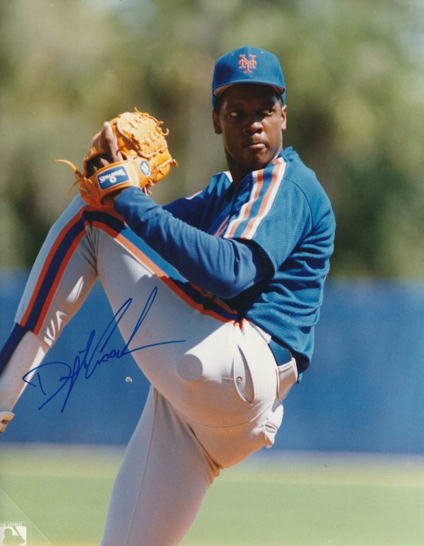 AUTOGRAPHED DWIGHT GOODEN 8X10 New York Mets photo