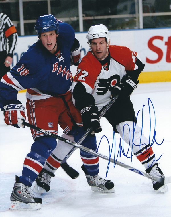Autographed MIKE KNUBLE 8X10 Philadelphia Flyers Photo