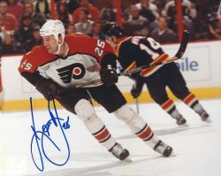 Autographed KEITH PRIMEAU 8X10 Philadelphia Flyers Photo