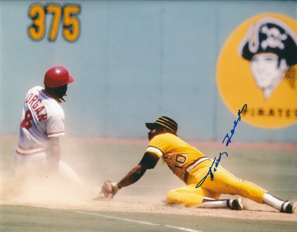 Autographed FRANK TAVERAS 8X10 Pittsburgh Pirates Photo