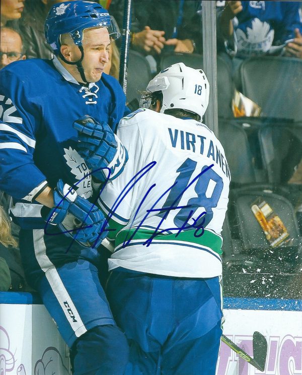 Autographed JAKE VIRTANEN 8X10 Vancouver Canucks Photos