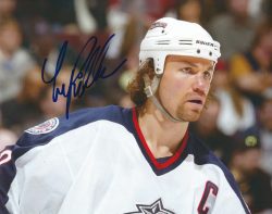 Autographed LUKE RICHARDSON 8X10 Columbus Blue Jackets Photo