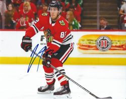 Autographed JORDAN OESTERIE 8X10 Chicago Blackhawks Photo
