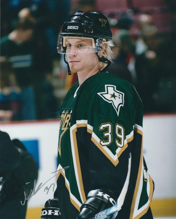 Autographed NIKO KAPANEN 8X10 Dallas Stars  Photo