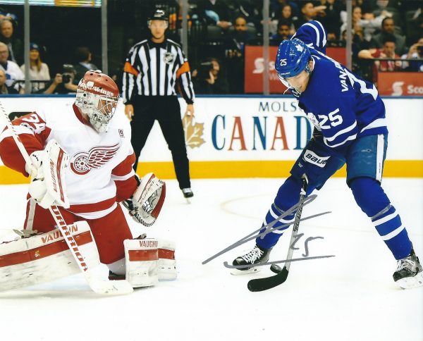 Autographed JAMES VAN RIEMSDYK 8x10 Toronto Maple Leafs  photo