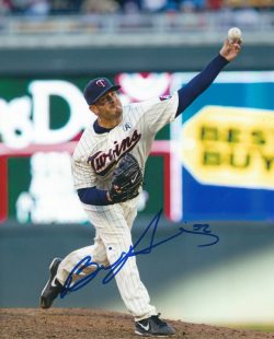 AUTOGRAPHED BRIAN DUENSING 8X10 Minnesota Twins photo