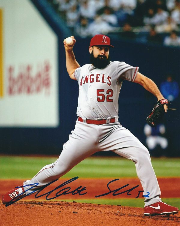 AUTOGRAPHED MATT SHOEMAKER 8X10 Los Angeles Angels Photo