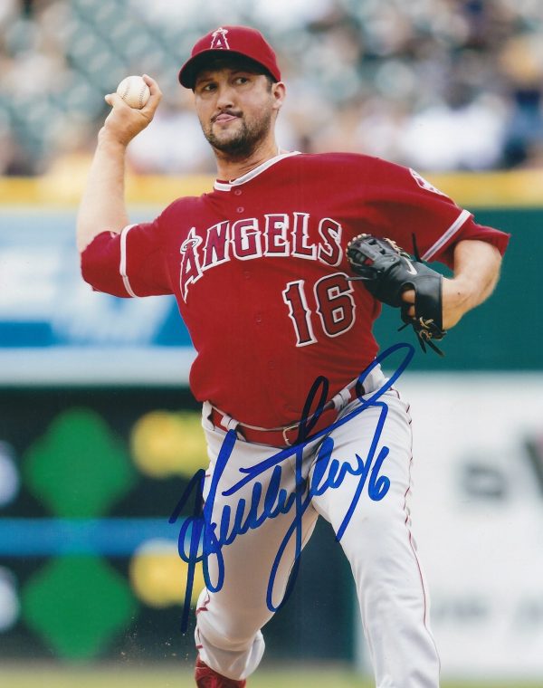 AUTOGRAPHED HUSTON STREET 8X10 Los Angeles Angels Photo