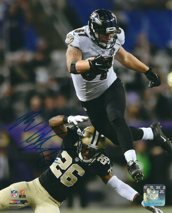 Autographed MAXX WILLIAMS 8X10 Baltimore Ravens Photo