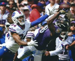Autographed BRESHAD PERRIMAN 8X10 Baltimore Ravens Photo