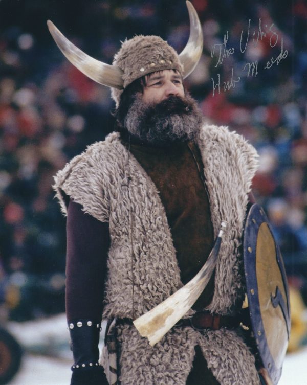 Autographed HUB MEEDS  8X10 Minnesota Vikings Photo