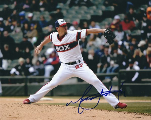 AUTOGRAPHED MATT LINDSTROM  8X10 Chicago White Sox Photo