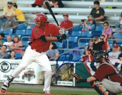 AUTOGRAPHED DARICK HALL 8X10 Philadelphia Phillies Photo