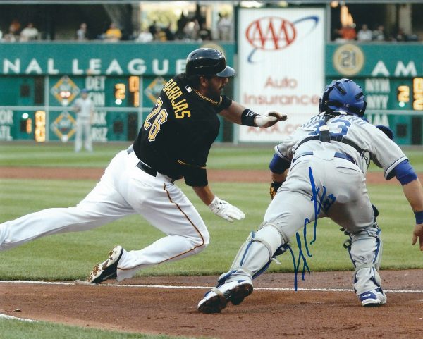 AUTOGRAPHED HUMBERTO QUINTERO 8X10 Kansas City Royals Photo