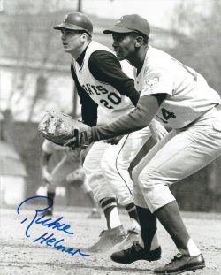 Autographed RICHIE HEBNER 8X10 Pittsburgh Pirates Photo